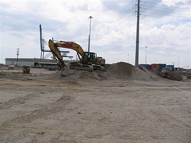 apr_04_sparky_008_last_gravel.jpg