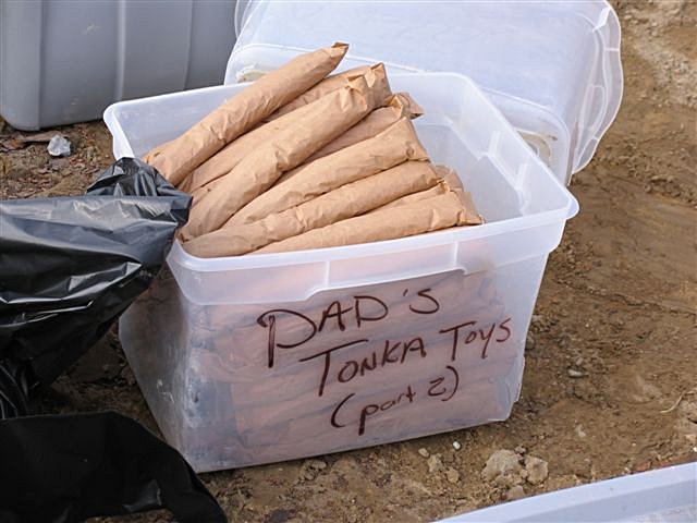 jan_13_sparky_025_stemming_bags.jpg